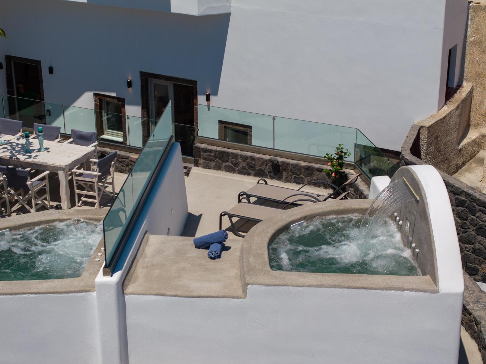 New Yiota Collection 3 Suites & 3 Prive Jacuzzi Megalochori  Buitenkant foto